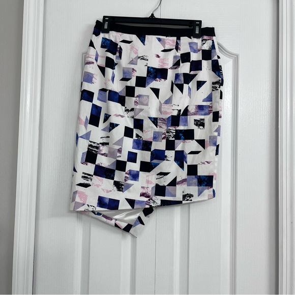NWT Portmans womens geometric print asymmetrical skirt white 10 cyberpunk - Picture 3 of 6